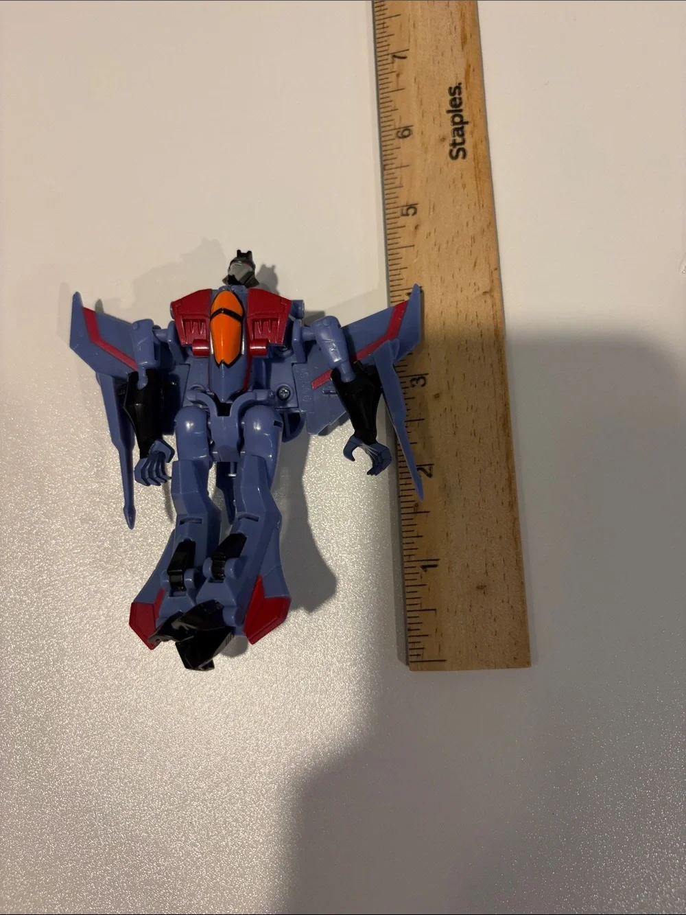Hasbro Transformers animated voyager class starscream no missiles